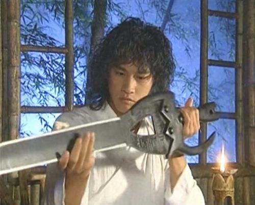 五个字武器名字大全(武器好听霸气的名字)插图1