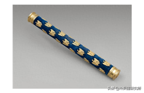 带手上的武器图片大全图片大全(戴在四个手指上的武器图片)插图11