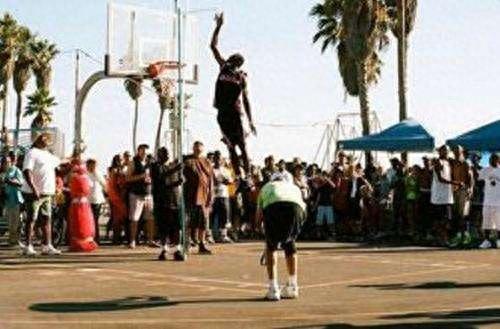 街头篮球狼王技能搭配(街头篮球狼王盖帽技巧)插图