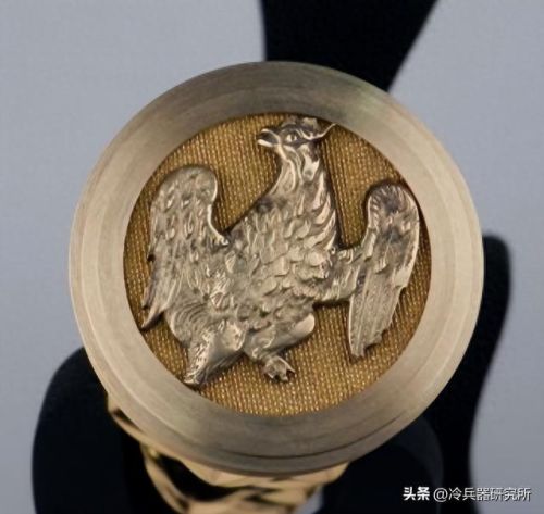 带手上的武器图片大全图片大全(戴在四个手指上的武器图片)插图10