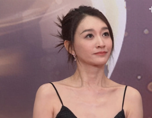 闫妮和冯绍峰(冯绍峰扮演市长儿子是哪部电视剧)插图1 闫妮和冯绍峰(冯绍峰扮演市长儿子是哪部电视剧)插图1