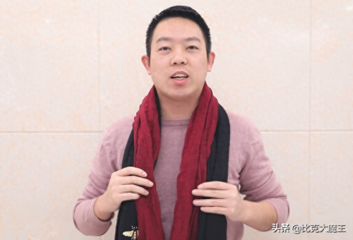 怎么围围巾(小长条丝巾)插图 怎么围围巾(小长条丝巾)插图