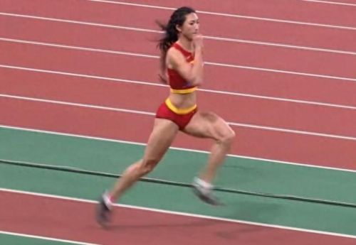 女子三级跳远世界纪录(古巴跳远9米2是谁创造的)插图 女子三级跳远世界纪录(古巴跳远9米2是谁创造的)插图