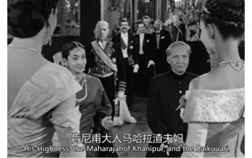 女王的英文单词是什么(我的女王大人英文)插图6 女王的英文单词是什么(我的女王大人英文)插图6