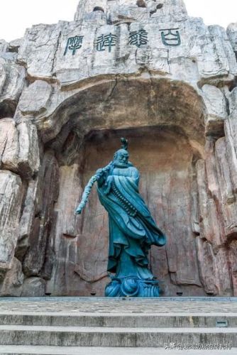 lol段位怎么分(lol为什么帧数特别低)插图1 lol段位怎么分(lol为什么帧数特别低)插图1