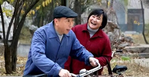 贾玲妈妈(贾玲母亲怎么去世的)插图25