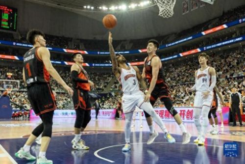 躲避陷阱攻略篮球(篮球如何躲避盖帽)