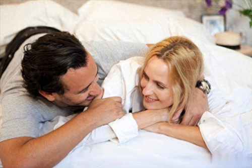 女生喊疼男生越往里寨游戏(让女生喊哥哥游戏)插图3 女生喊疼男生越往里寨游戏(让女生喊哥哥游戏)插图3