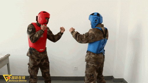 打架实用的近身武器(cf端游英雄级近身武器)插图6