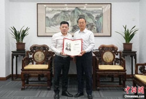 我国古代家具中唯一用官职来命名的是(古家具用官职命名的椅子)插图