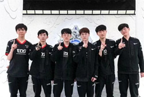 2021年edg战队队员国籍(lpl各队队员名单)插图37 2021年edg战队队员国籍(lpl各队队员名单)插图37