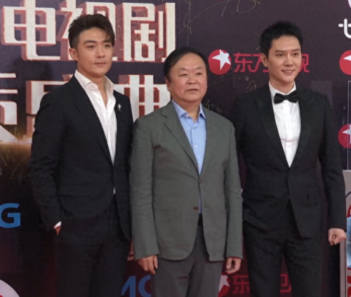 闫妮和冯绍峰(冯绍峰扮演市长儿子是哪部电视剧)插图22 闫妮和冯绍峰(冯绍峰扮演市长儿子是哪部电视剧)插图22