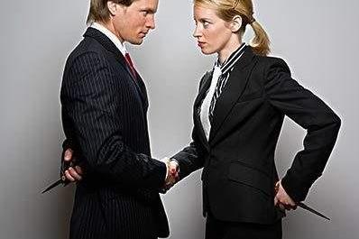 玩同事攻略(和同事发生了婚外恋该怎么处理)