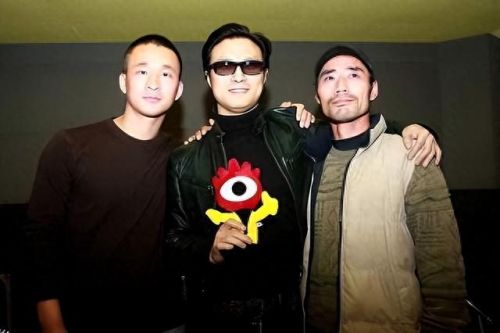 旭日阳刚 汪峰(汪峰春天里)插图 旭日阳刚 汪峰(汪峰春天里)插图