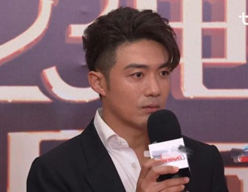 闫妮和冯绍峰(冯绍峰扮演市长儿子是哪部电视剧)插图24 闫妮和冯绍峰(冯绍峰扮演市长儿子是哪部电视剧)插图24