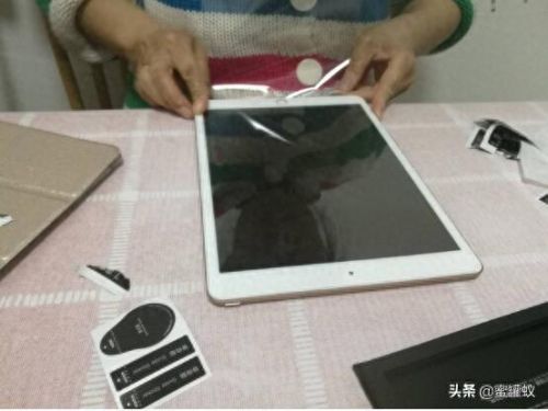 平板电脑贴膜(华为平板官方建议贴膜吗)插图3