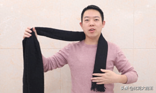 怎么围围巾(小长条丝巾)插图24 怎么围围巾(小长条丝巾)插图24