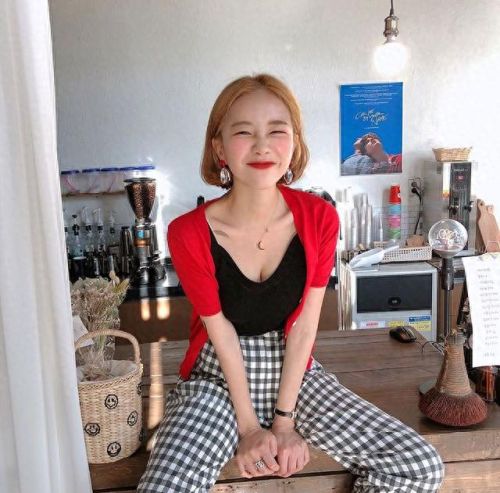 婶婶的靴子(我婶婶只比我大6岁称不上长辈吗)插图29
