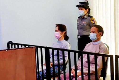 昂山素姬(昂山素季年轻照片)插图 昂山素姬(昂山素季年轻照片)插图