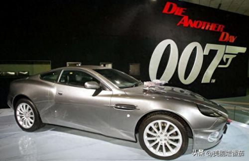 天降奇兵武器(天降奇兵降落伞)插图6 天降奇兵武器(天降奇兵降落伞)插图6