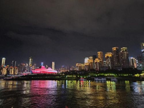 可以随意触摸内部位的游戏手机版(互动触摸型游戏手机版)