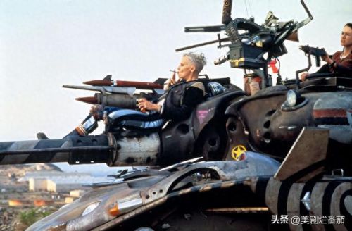 天降奇兵武器(天降奇兵降落伞)插图4 天降奇兵武器(天降奇兵降落伞)插图4