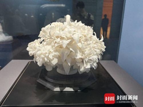 中发白(中发白算顺子吗)插图2 中发白(中发白算顺子吗)插图2