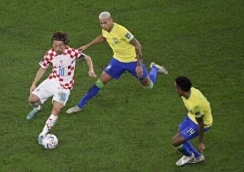 最后的神迹 队友 武器(最后的神迹队友换饰品)插图1 最后的神迹 队友 武器(最后的神迹队友换饰品)插图1