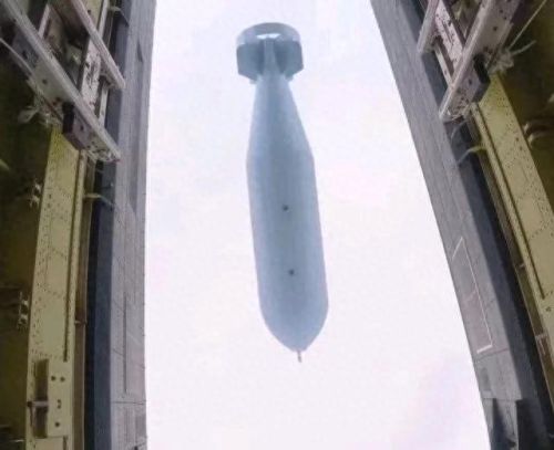 我的世界怎么让武器旋转(我的世界怎么推动东西旋转教程)插图3 我的世界怎么让武器旋转(我的世界怎么推动东西旋转教程)插图3