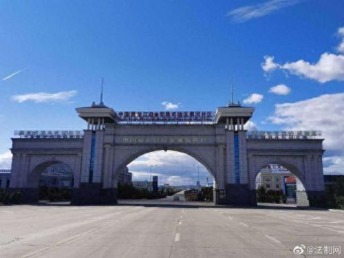 E道一卡二卡三卡(卡卡二卡三卡)插图4 E道一卡二卡三卡(卡卡二卡三卡)插图4