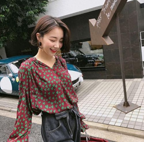 婶婶的靴子(我婶婶只比我大6岁称不上长辈吗)插图8