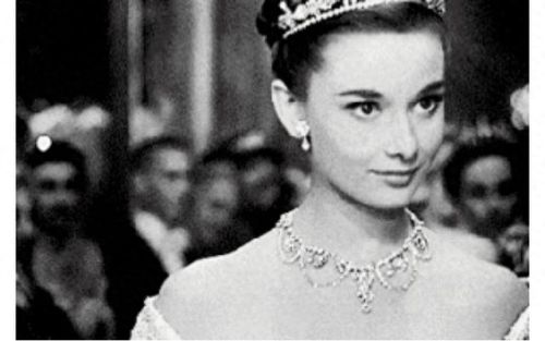 女王的英文单词是什么(我的女王大人英文)插图 女王的英文单词是什么(我的女王大人英文)插图