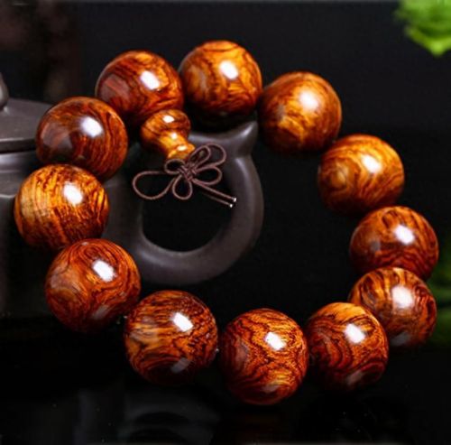 海南黄花梨手串(海南黄花梨鉴别方法)插图7 海南黄花梨手串(海南黄花梨鉴别方法)插图7