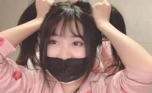 和平精英小团团语音包怎么设置(吃鸡怎么更换语音包)插图1