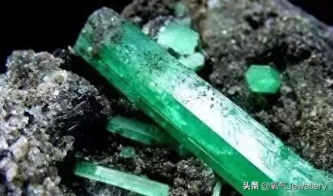 滴血传奇(滴血传奇版本)插图3