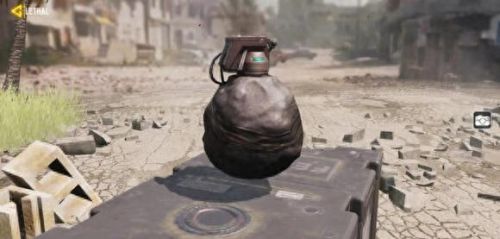 codm震撼弹(codm换弹动作)