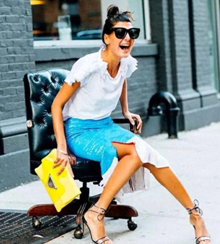 安娜金色武器合算吗(星球大战安娜金使用的光剑玩具)插图7 安娜金色武器合算吗(星球大战安娜金使用的光剑玩具)插图7