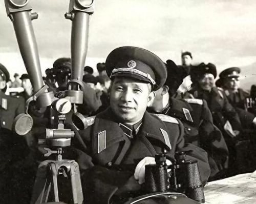 战火英雄中文无敌版(战火英雄2中文无敌版)