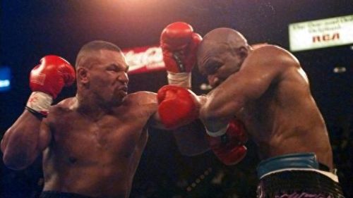 刘易斯vs霍利菲尔德(刘易斯vs霍利菲尔德三番战)插图4