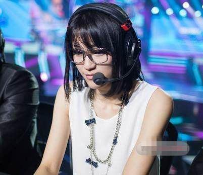 爱拍 穿越火线美服(穿越火线美服直播)插图1