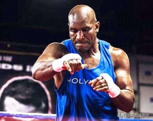 泰森霍利菲尔德(泰森唯一承认打不过的人是谁)插图2 泰森霍利菲尔德(泰森唯一承认打不过的人是谁)插图2