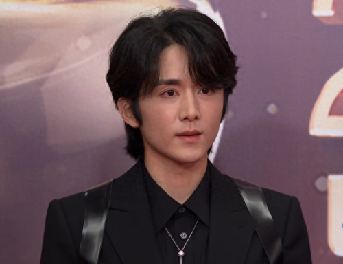 闫妮和冯绍峰(冯绍峰扮演市长儿子是哪部电视剧)插图28 闫妮和冯绍峰(冯绍峰扮演市长儿子是哪部电视剧)插图28