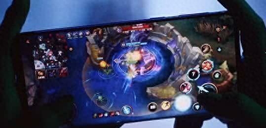 英雄联盟手游延期(英雄联盟手游是腾讯游戏吗)