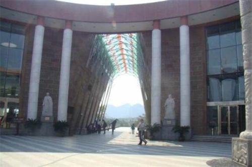 鹰潭城市人气排名前十(鹰潭市地级市吗)插图3 鹰潭城市人气排名前十(鹰潭市地级市吗)插图3