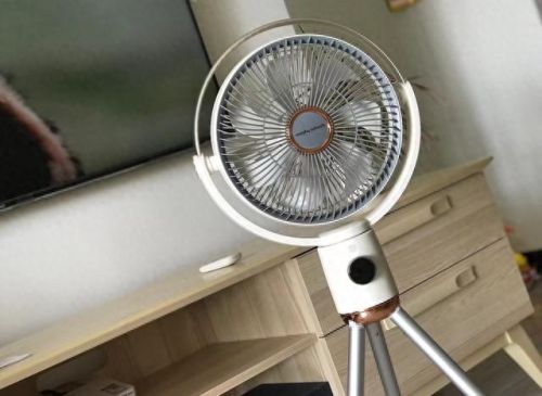 空调和电风扇一起开(空调26度一晚多少电)插图9