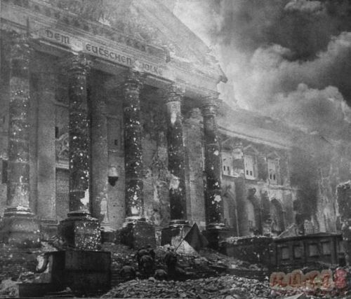 使命召唤5攻略图解(使命召唤5第四关怎么过)插图17 使命召唤5攻略图解(使命召唤5第四关怎么过)插图17