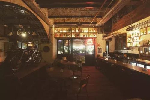 海口街边酒馆排名前十(海口最出名的餐厅)