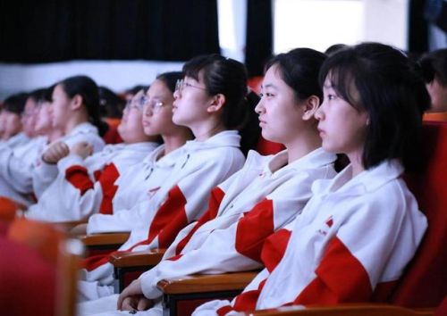 排名前十初中学校(最好的初中学校排行榜)插图4 排名前十初中学校(最好的初中学校排行榜)插图4