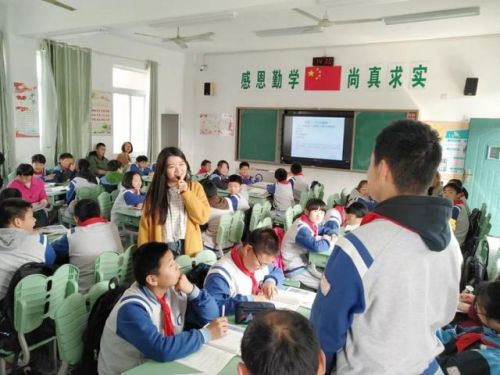 丁字型耳机排名前十(半入耳有线耳机什么牌子音质好)插图27 丁字型耳机排名前十(半入耳有线耳机什么牌子音质好)插图27