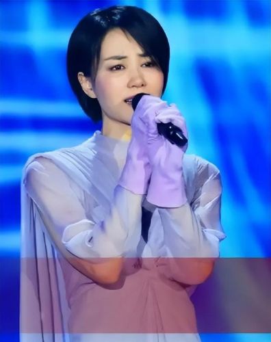 女生排名前十的歌(女生好听的歌曲排行榜)插图4 女生排名前十的歌(女生好听的歌曲排行榜)插图4